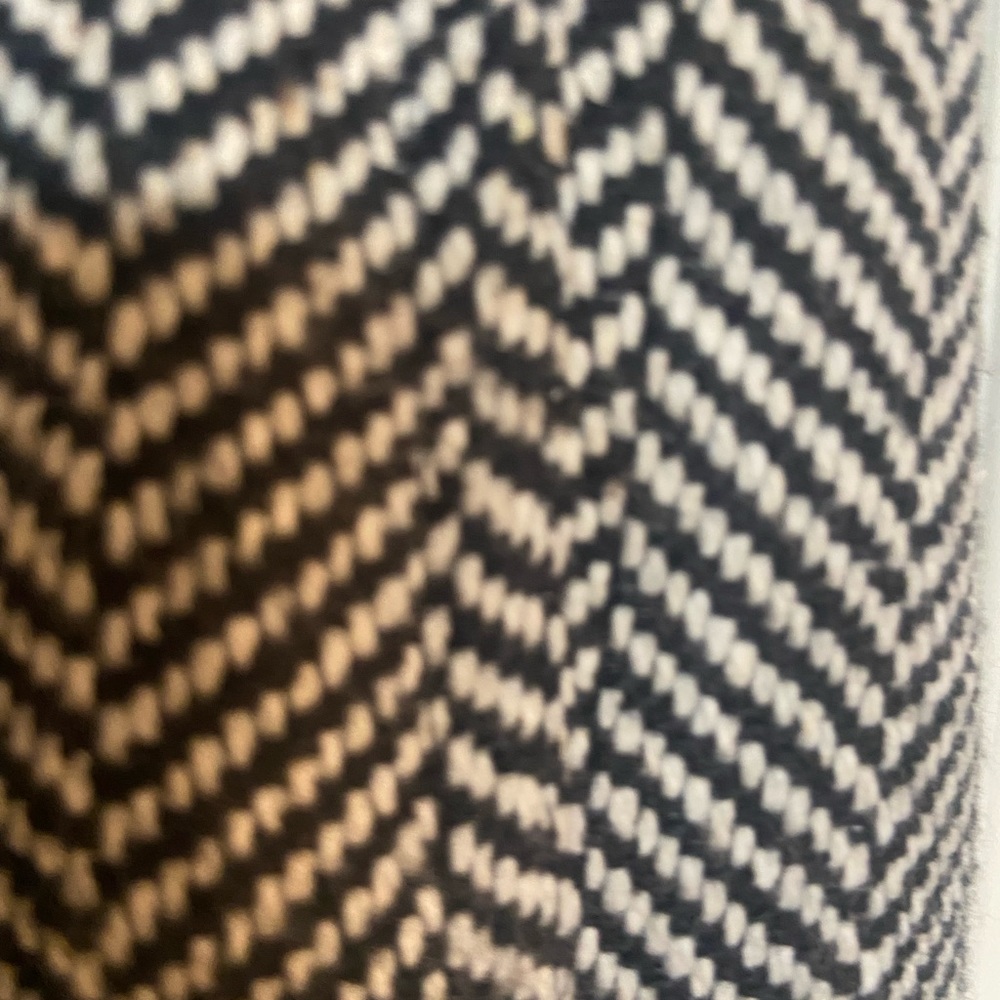 Light Weight Fall Jacket Size Medium - image 4